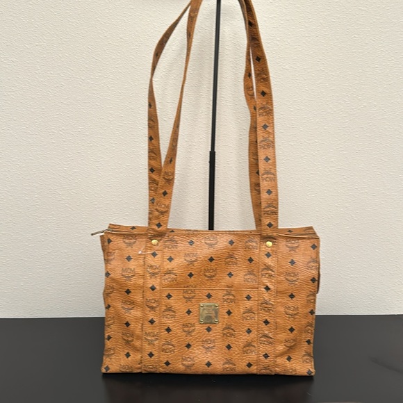 MCM tote - Picture 1 of 17